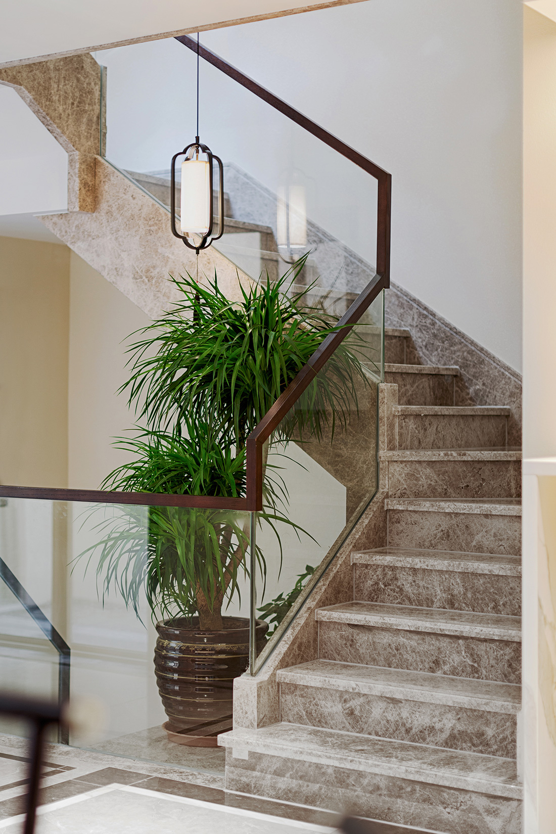 深圳公園大地聯排別墅裝修設計-樓梯